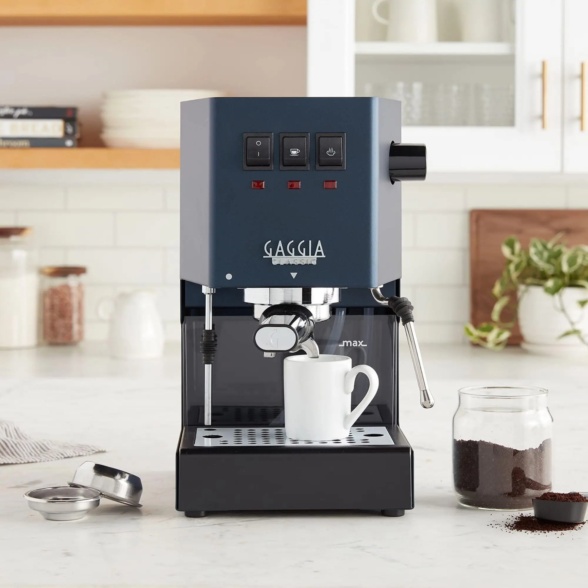 Gaggia RI9380/49 Classic Evo Pro Espresso Machine, Thunder Black, Small - Crema Peaks Coffee