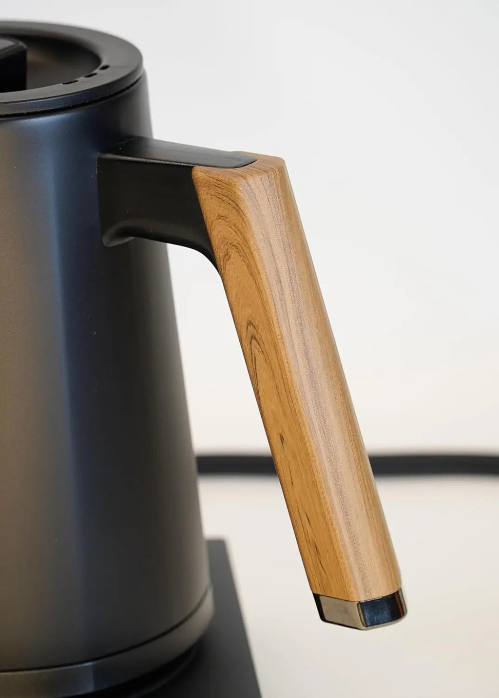 Electric Pour Over Kettle | 600ml Stainless Steel Gooseneck Kettle with Precise Temperature Control, Rapid Heating, and Ergonomic Handle - Crema Peaks Coffee