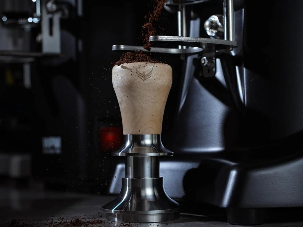 Tamper 58mm Auto-Leveling Calibrated Spring Loaded Design Stainless Steel Ripple Base 58 mm Espresso Tamper Tool with 20lb / 25lb / 30lbs Replacement Springs - Crema Peaks Coffee