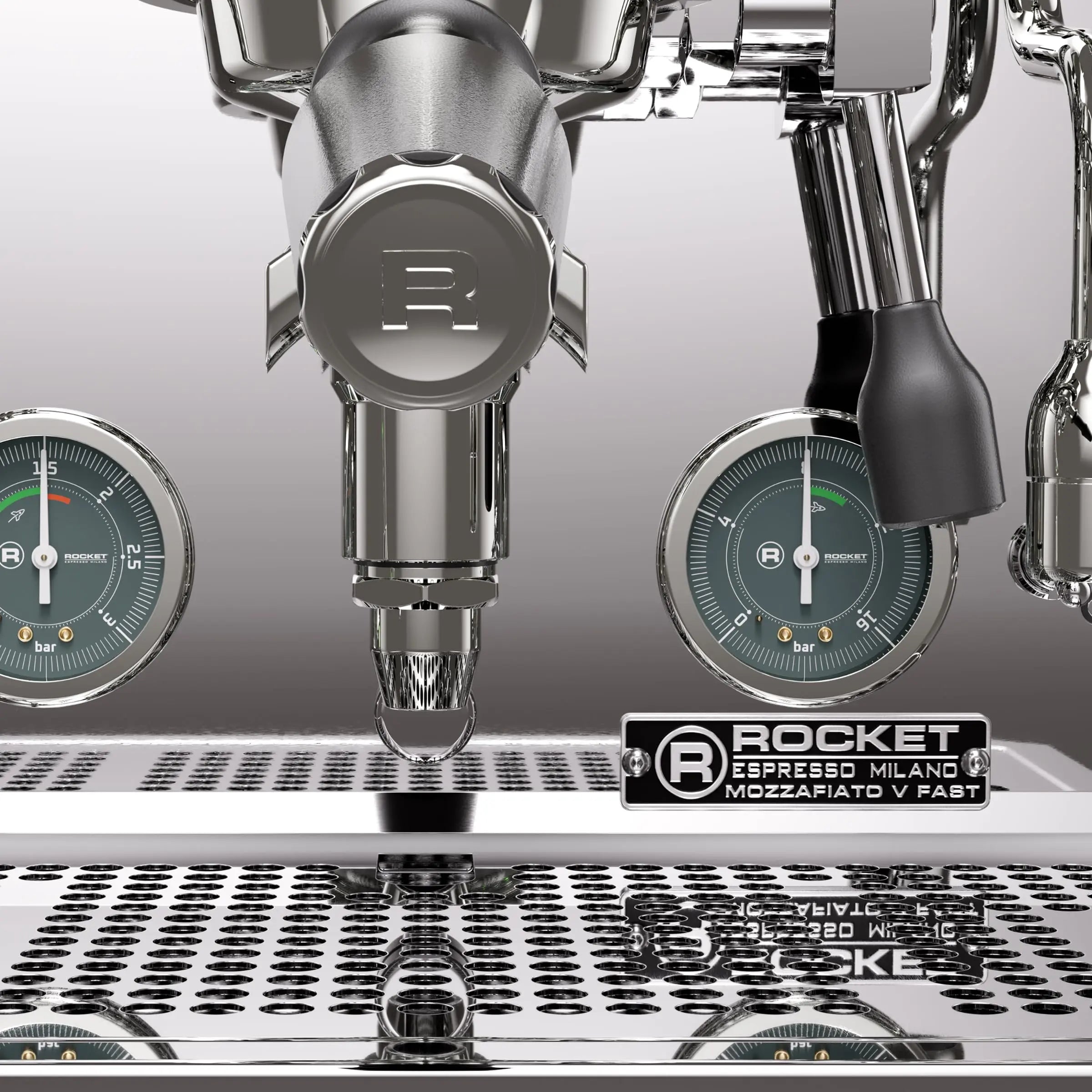 Rocket Espresso Giotto FAST V Espresso Machine | Vibratory Pump | Heat Exchanger | PID Temperature Control | (Chrome) - Crema Peaks Coffee