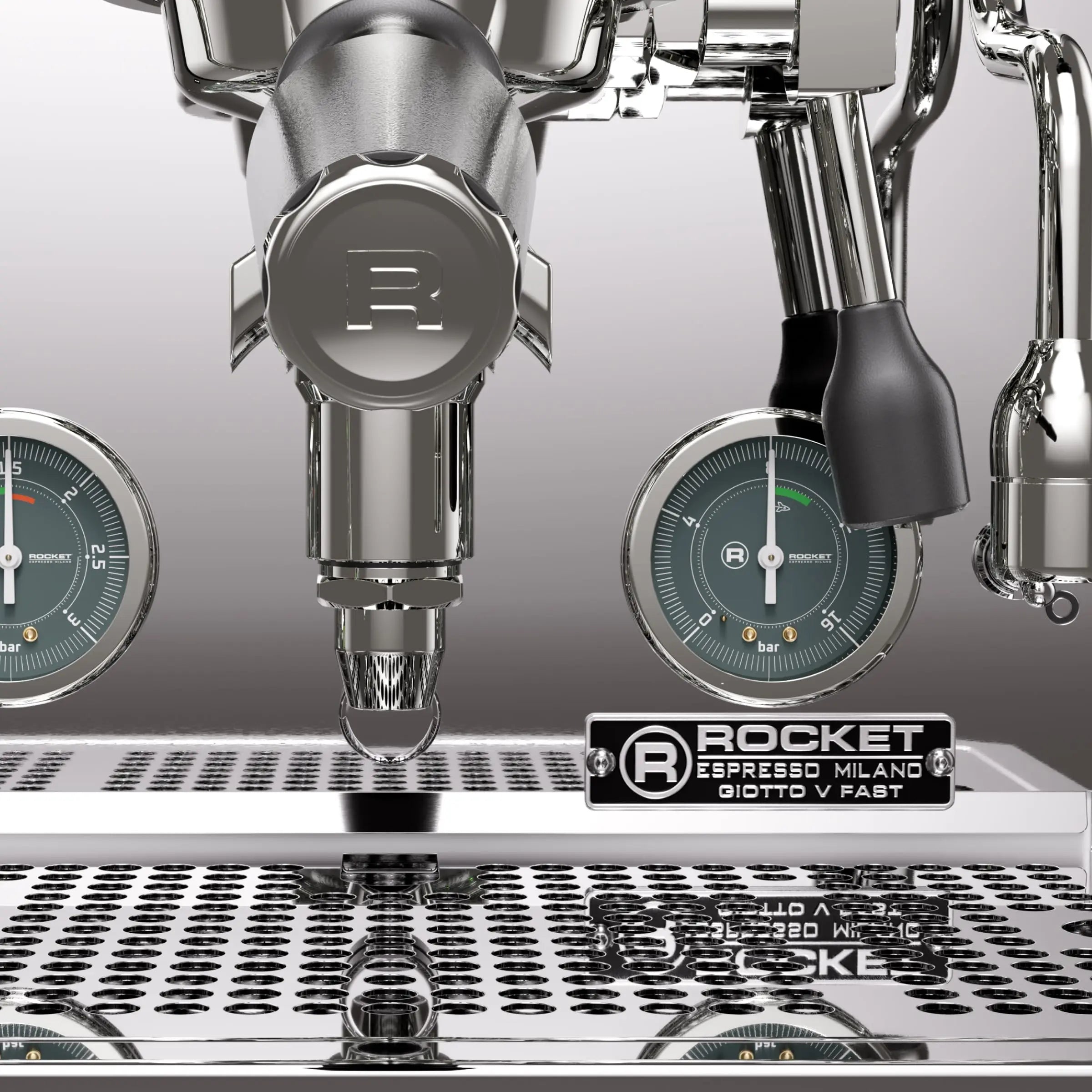 Rocket Espresso Giotto FAST V Espresso Machine | Vibratory Pump | Heat Exchanger | PID Temperature Control | (Chrome) - Crema Peaks Coffee