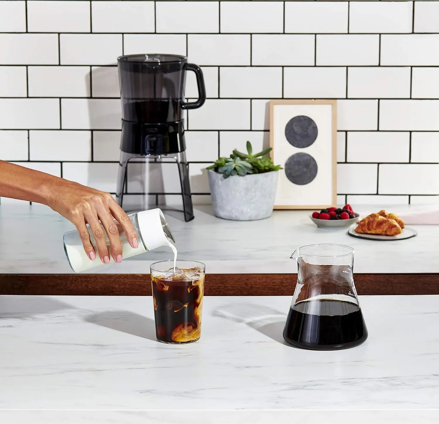 OXO Good Grips Cold Brew Coffee Maker,  32 Ounce - Crema Peaks Coffee
